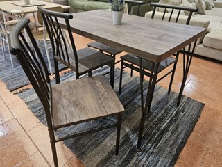 Mesa de forja y madera con 4 sillas