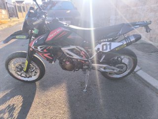Aprilia SXV 550 Supermotard