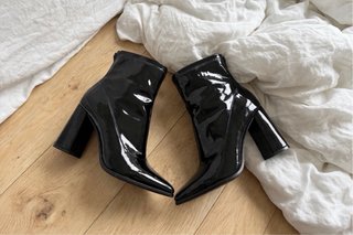 Botines charol tacón ancho talla 40