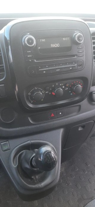 Opel Vivaro 2016