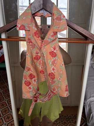 Top Hawaiano Floral
