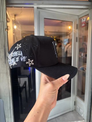 Gorra LA Negra con Estrellas