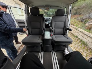 Volkswagen Multivan 2.5 TDI – 7 plazas / Equipada