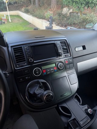 Volkswagen Multivan 2.5 TDI – 7 plazas / Equipada