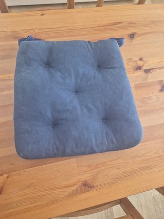 Mesa + sillas JOKKMOKK de IKEA