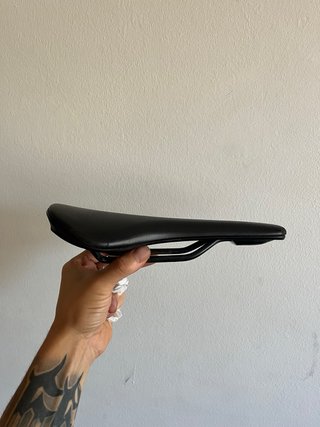 Sillín Fizik Negro