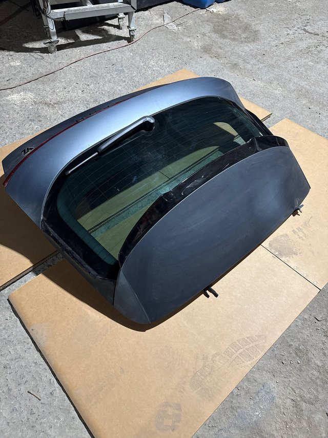 Portón Trasero Cupra Leon VZ 2025/26