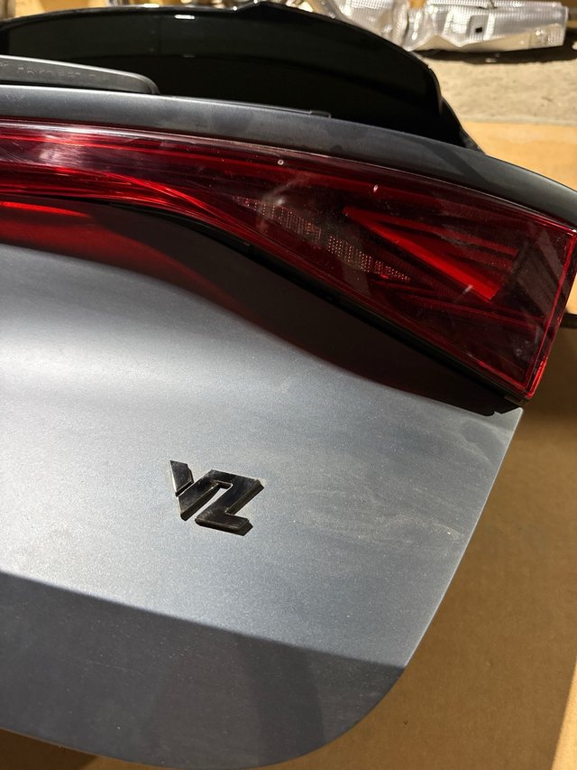 Portón Trasero Cupra Leon VZ 2025/26