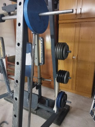 Máquina Smith 9010 multipower+ Banco multifunción