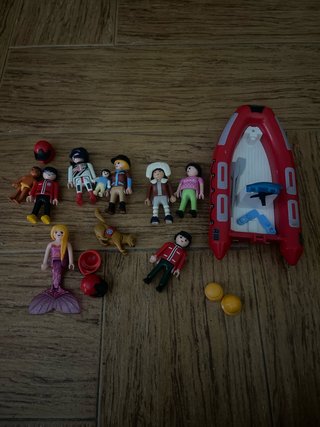 Lote de figuras y barco Playmobil