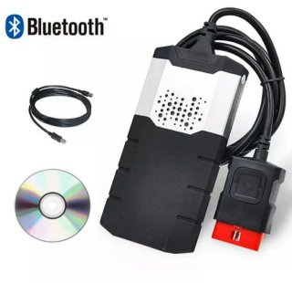 Ordenador portátil y maquina de diagnosis eobd2