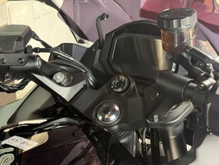 Kawasaki Ninja 1100 SX SE Negra