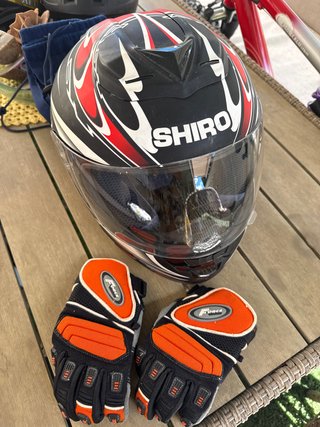 Casco Shiro SH-896 + Guantes Rainers Moto