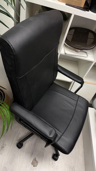 Silla de oficina IKEA MILLBERGET Negra