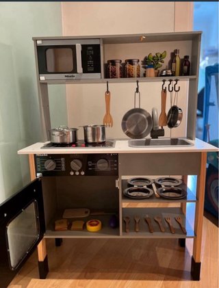 Cocina Juguete Miele con Menaje