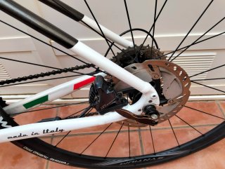 Bicicleta Eléctrica Italiana de Carretera. Bikel.
