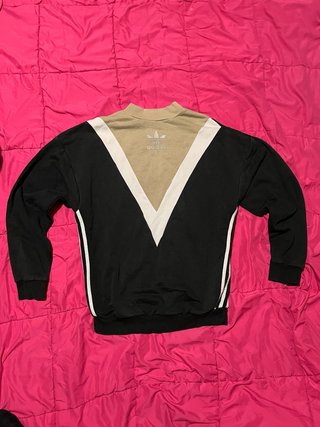 Sudadera Adidas Beige y Negra
