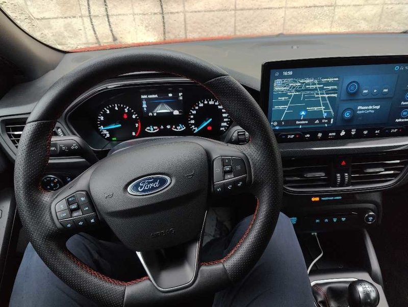 Ford Focus 1.0 Ecoboost ST-Line 2024, foto 5