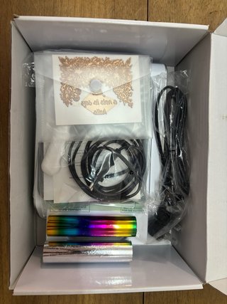 Spellbinders Glimmer hot foil system