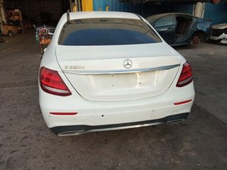 Despiece Mercedes Benz E 220D