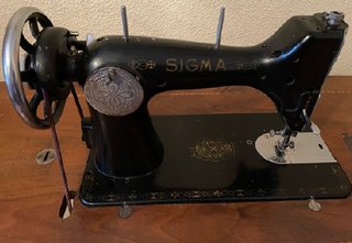 Máquina de Coser Sigma Antigua
