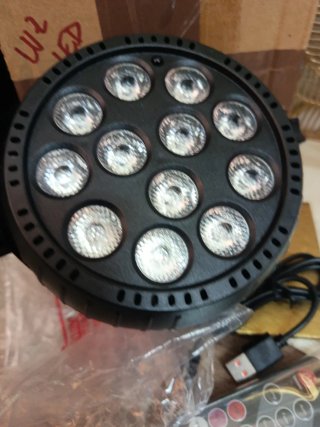 Foco Par LED RGB Disco Recargable Nuevo