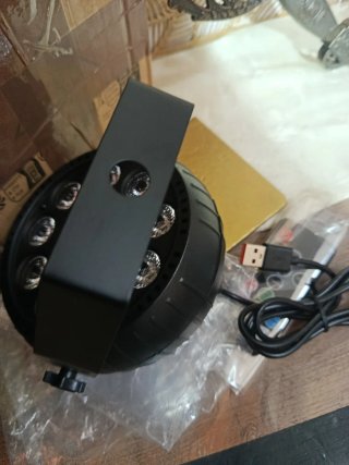 Foco Par LED RGB Disco Recargable Nuevo