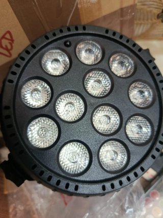 Foco Par LED RGB Disco Recargable Nuevo