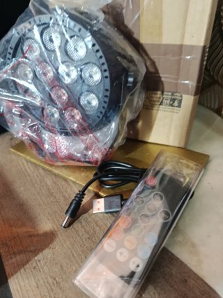 Foco Par LED RGB Disco Recargable Nuevo