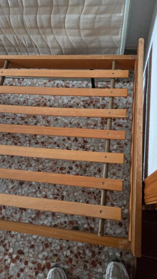 Somier y Colchón Madera y Metal