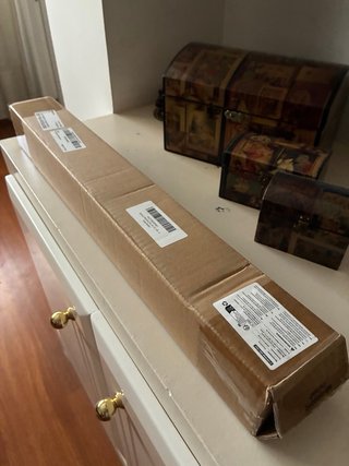 Amortiguadores de gas para portón trasero nuevos.
