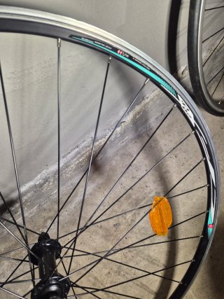 Mavic Ksyrium llantas  con dos cubiertas.NUEVAS