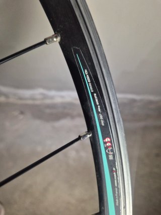 Mavic Ksyrium llantas  con dos cubiertas.NUEVAS