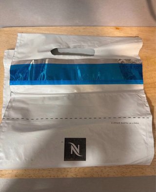 Cafetera Nespresso Essenza Mini Blanca