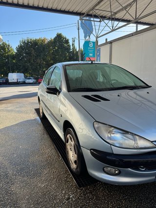 Peugeot 206 2004
