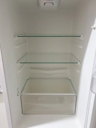 Frigorífico blanco  está en Torrevieja