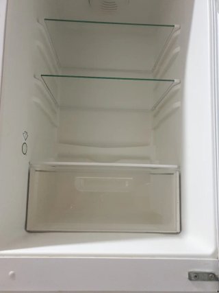 Frigorífico blanco  está en Torrevieja