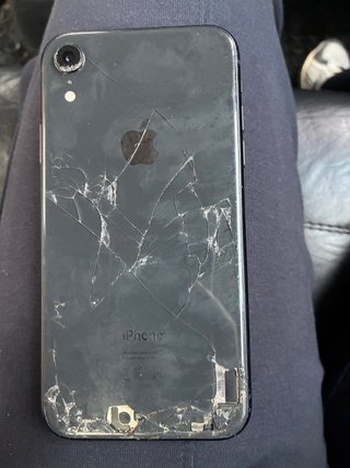 iPhone XR Rotto - Per Ricambi