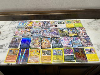 Lote Cartas Pokémon V, VMAX, V-ASTRO