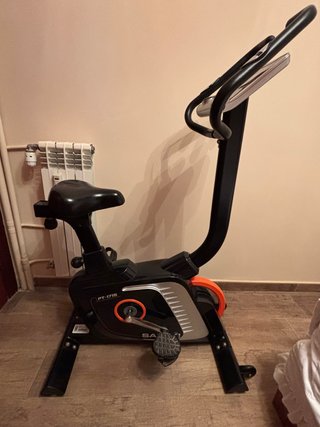 BICICLETA ESTÁTICA ELÉCTRICA SALTER
