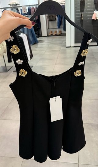 Top Zara con abalorios