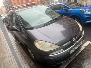 Peugeot 807 2005