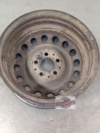 LLANTA Mercedes-Benz Vito Furgón (638)