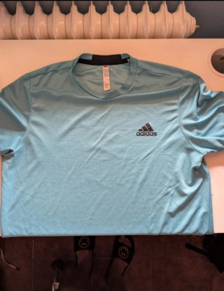 Camiseta deportiva Adidas