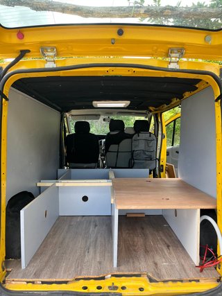 Opel Vivaro 2004