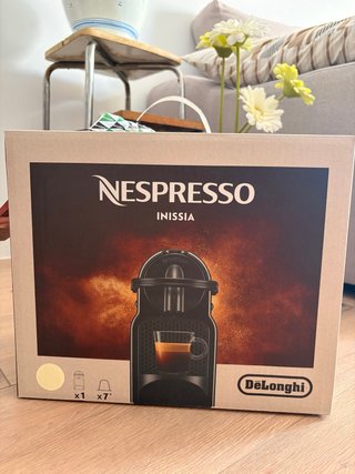 Cafetera Nespresso Inissia DeLonghi