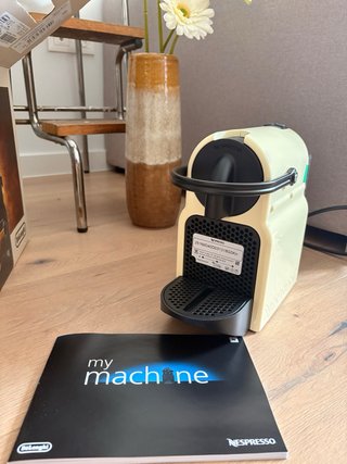 Cafetera Nespresso Inissia DeLonghi