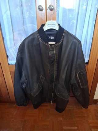 Bomber Zara imitación piel marrón