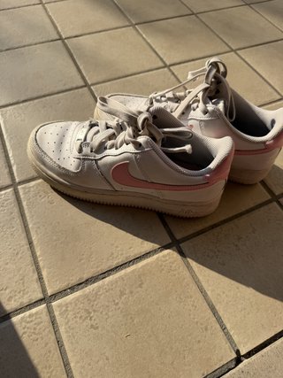 Nike Air Force 1 Talla 36.5 Rosa y Blancas