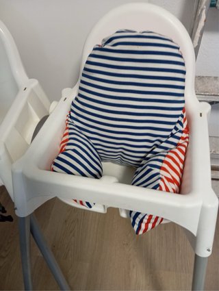 2 tronas IKEA + cojín reductor